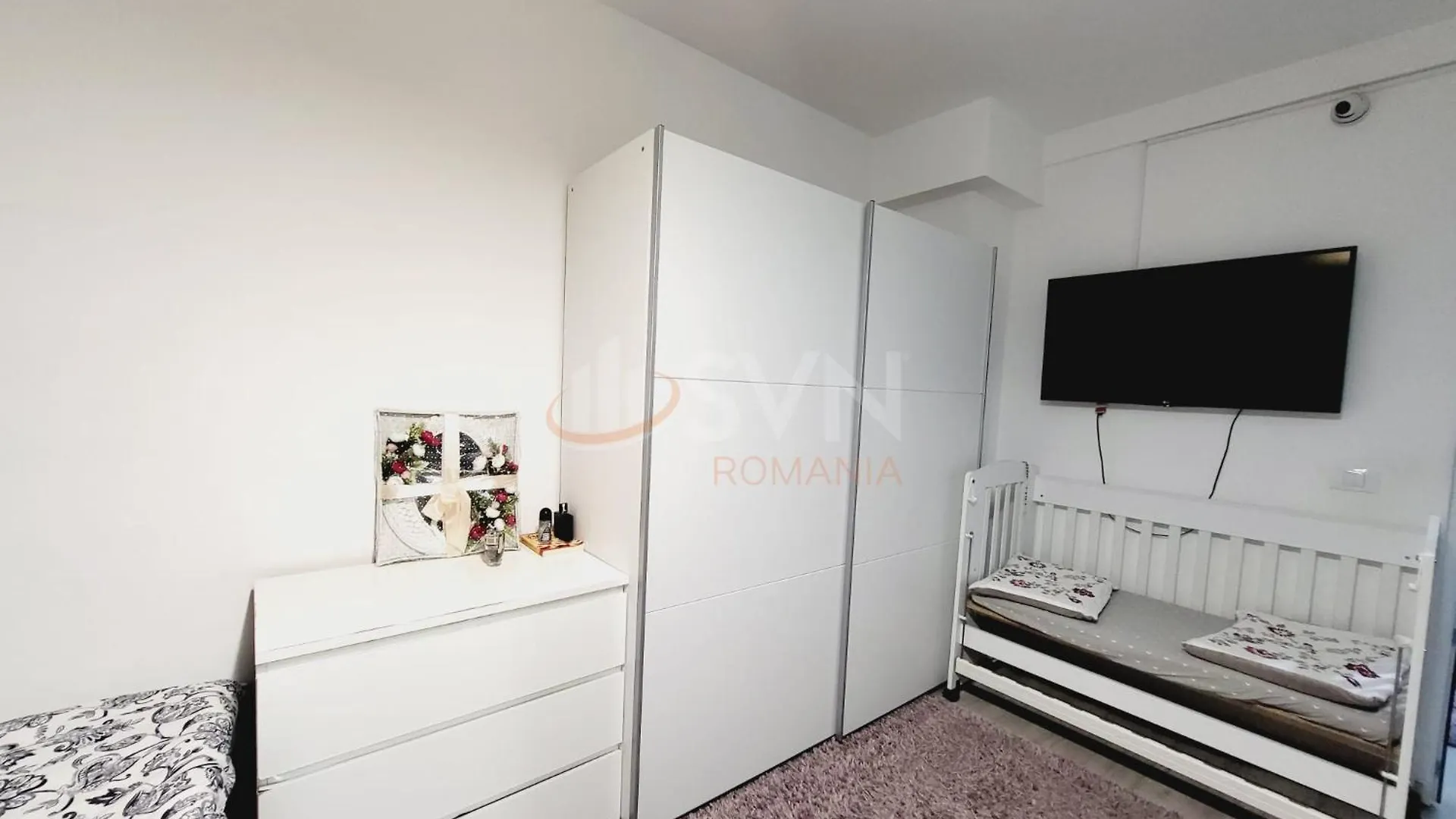 Apartment With 4 Rooms, Center Km Zero Bucharest, 4 Rooms, Minimum 4 Nights